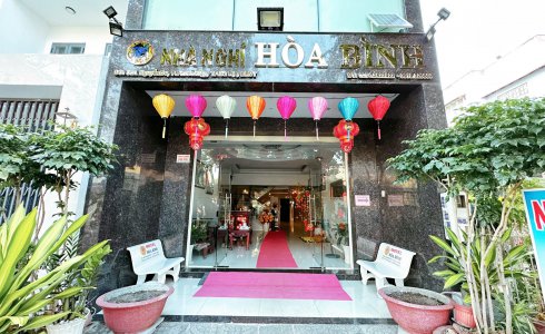 Motel Hòa Bình - Lựa chọn lưu trú tiết kiệm & riêng tư 